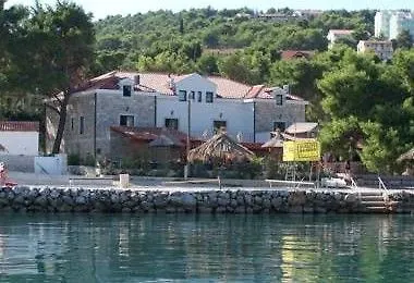מלון Sveti Kriz