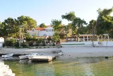 Sveti Kriz Arbanija