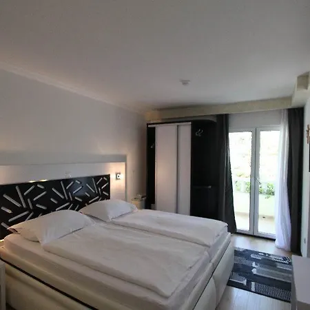 Sveti Križ Hotell 4*