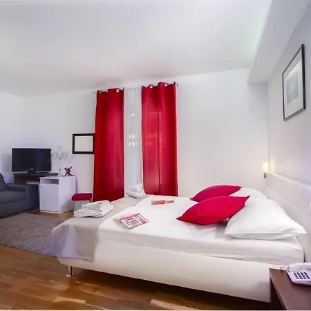 Szálloda Sveti Kriz 4*