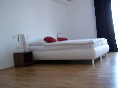 Szálloda Sveti Kriz Arbanija